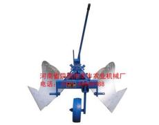 深耕沃土，助力豐收 滎陽(yáng)市華豐農(nóng)業(yè)機(jī)械廠的創(chuàng)新之路